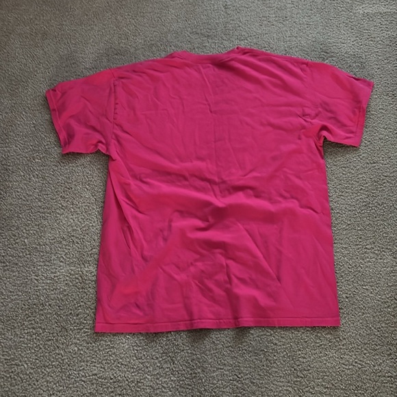 Gildan unisex Vibrant Pink Short Sleeve Tee size Large - Picture 5 of 5